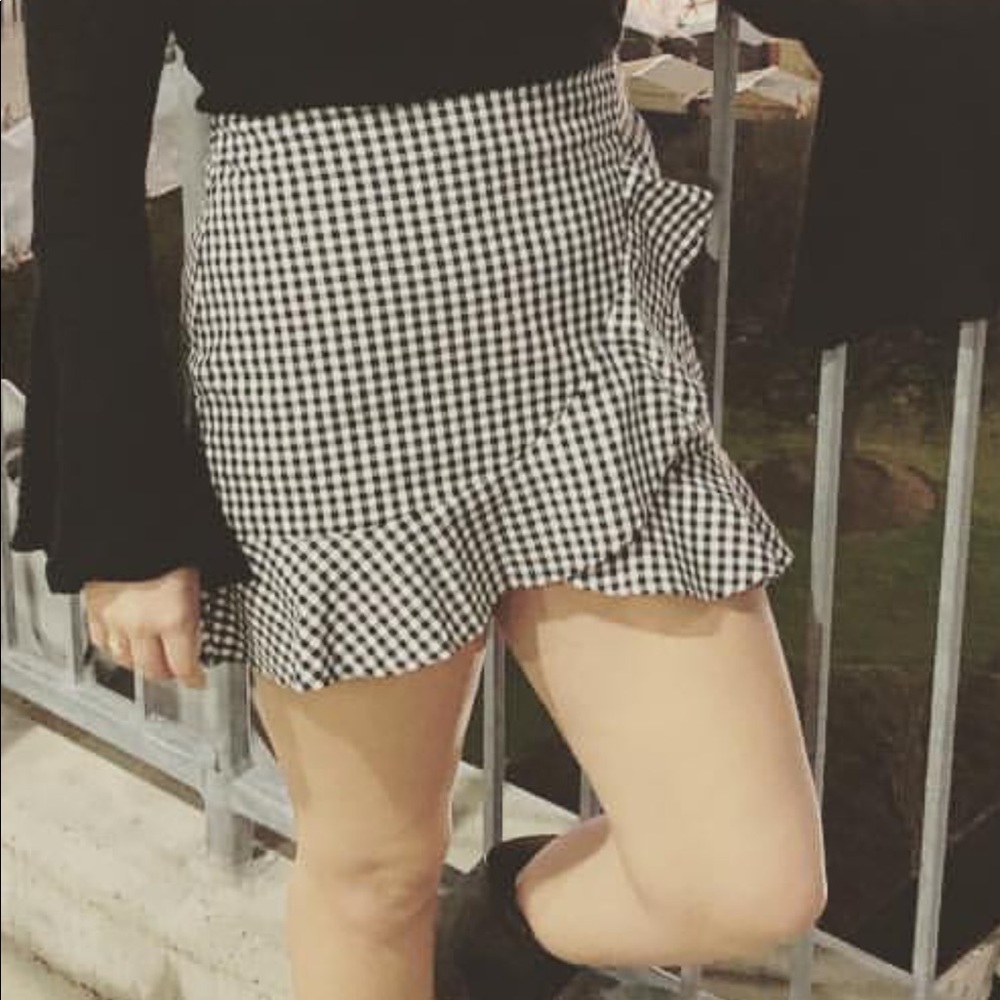 Gingham skirt